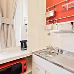 Guesthost - Cosy Nest Isola District Heart Appartement Milan