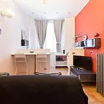 Appartement Guesthost - Cosy Nest Isola District Heart Milan