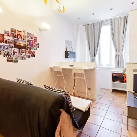 Guesthost - Cosy Nest Isola District Heart * מילאנו